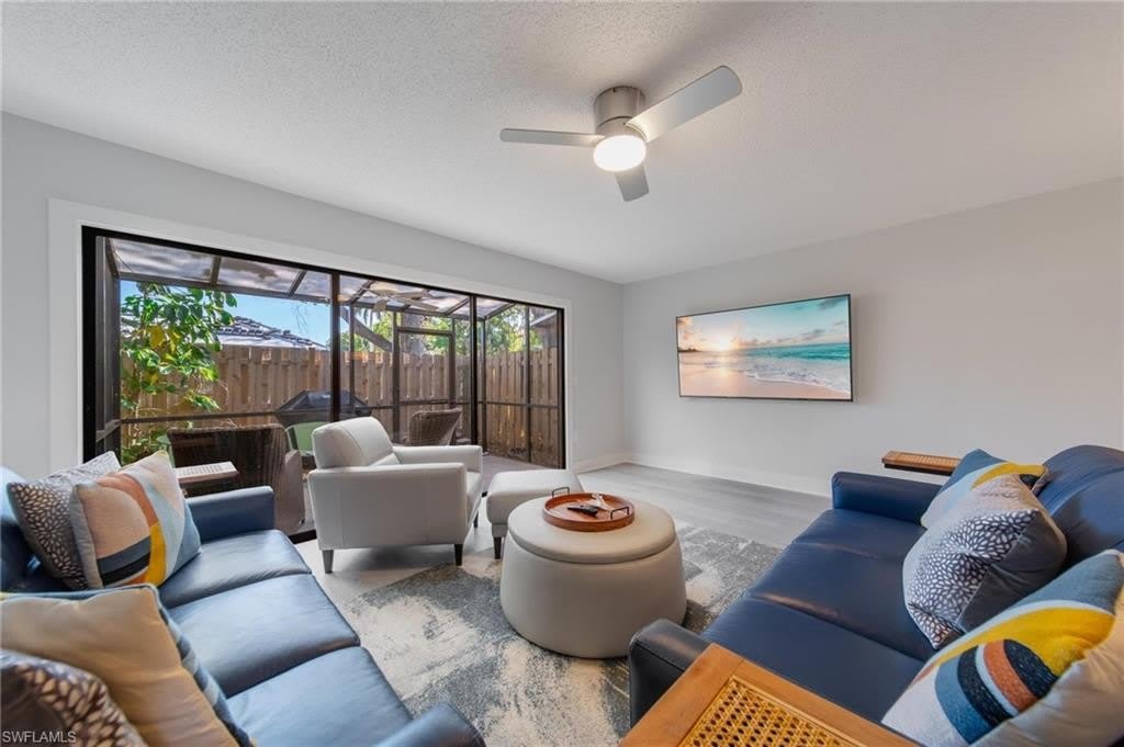 820 Meadowland Dr – photo 2