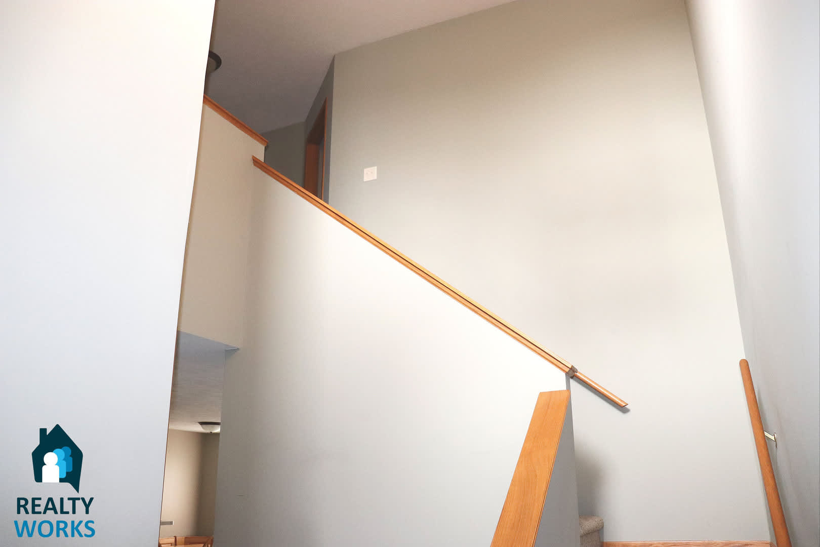 Lovely 3 Bed Townhome – photo 5