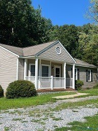 4418 Bridgewood Road – photo 1