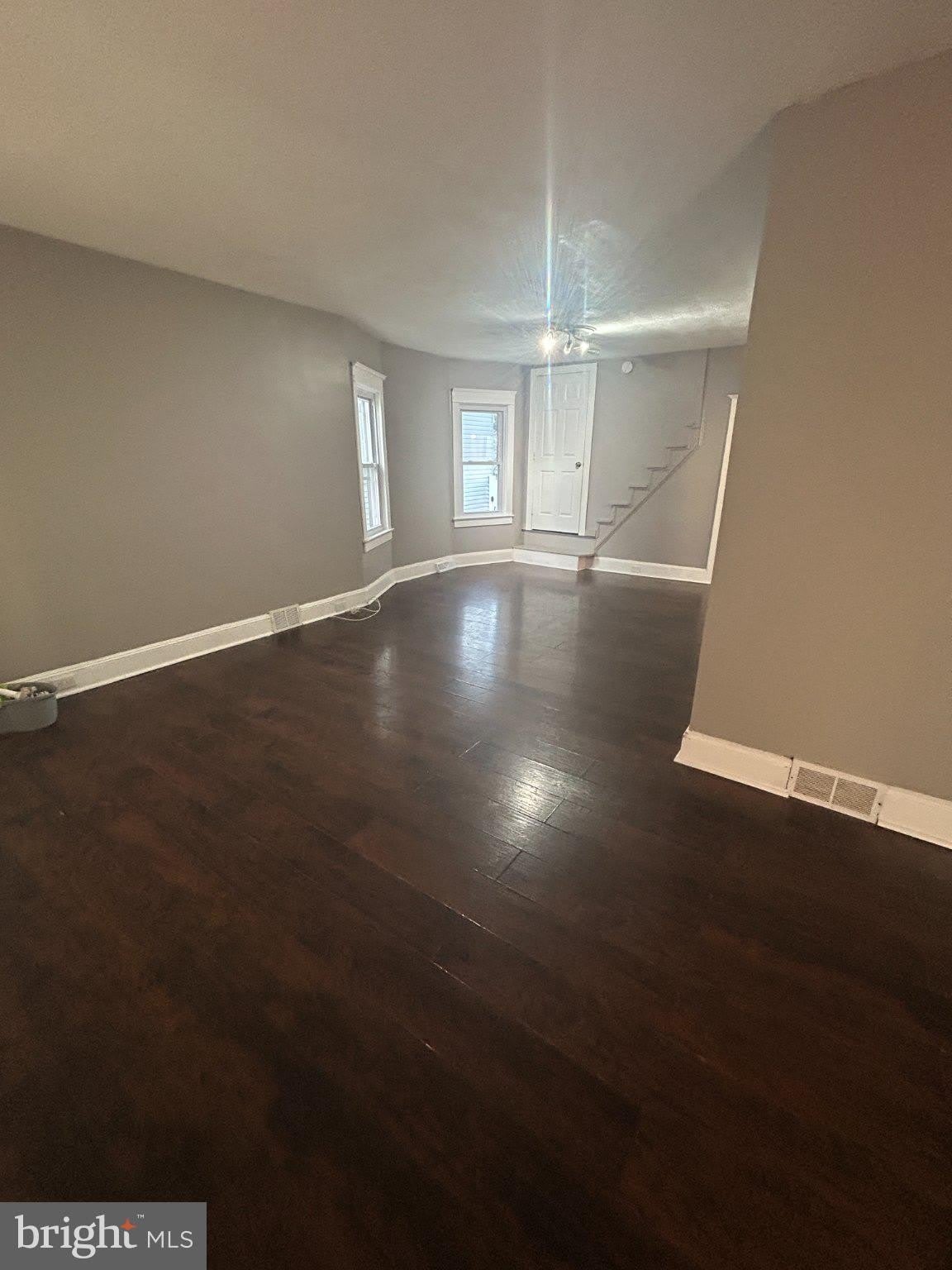 296 HOMECREST Avenue – photo 4