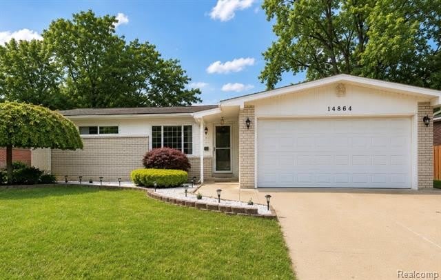 14864 Yorkshire Street – photo 1