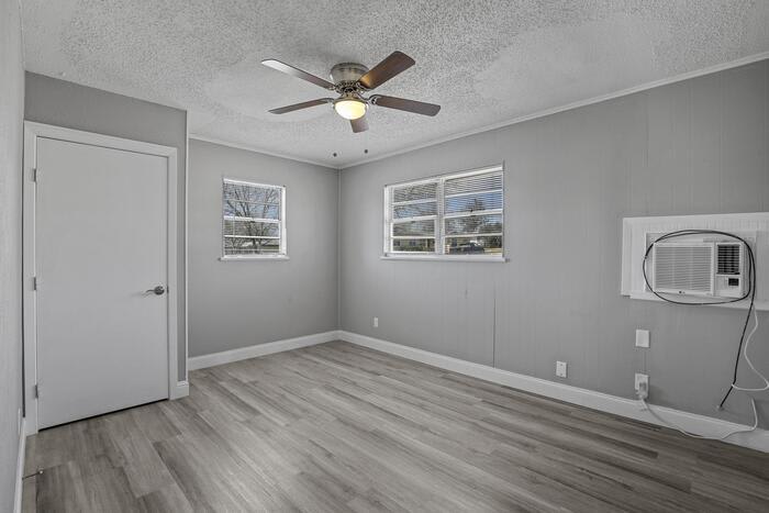 62 Pershing Drive 1 – photo 3