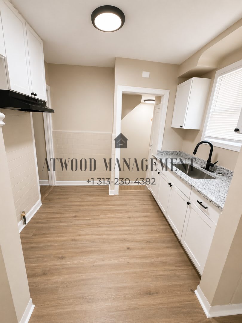 Coming Soon Beautifully Updated Home Coming Soon Move In Ready By 6 15 Or Sooner – photo 4