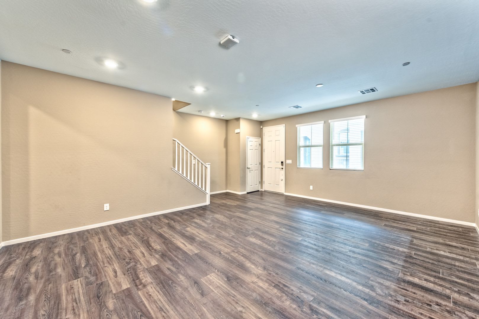 48 Lomita Heights Drive, Las Vegas, Nevada 89138 – photo 2