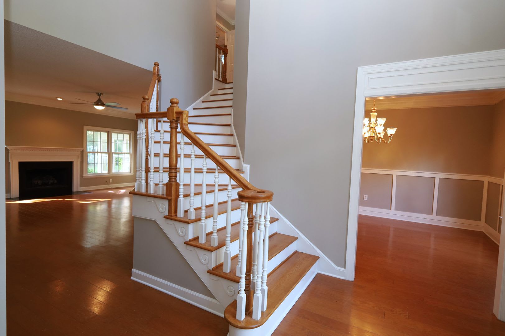 1054 Ridge Road – photo 3