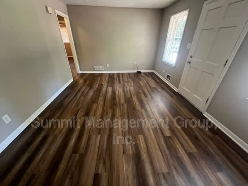 8107 Cardav Court – photo 2