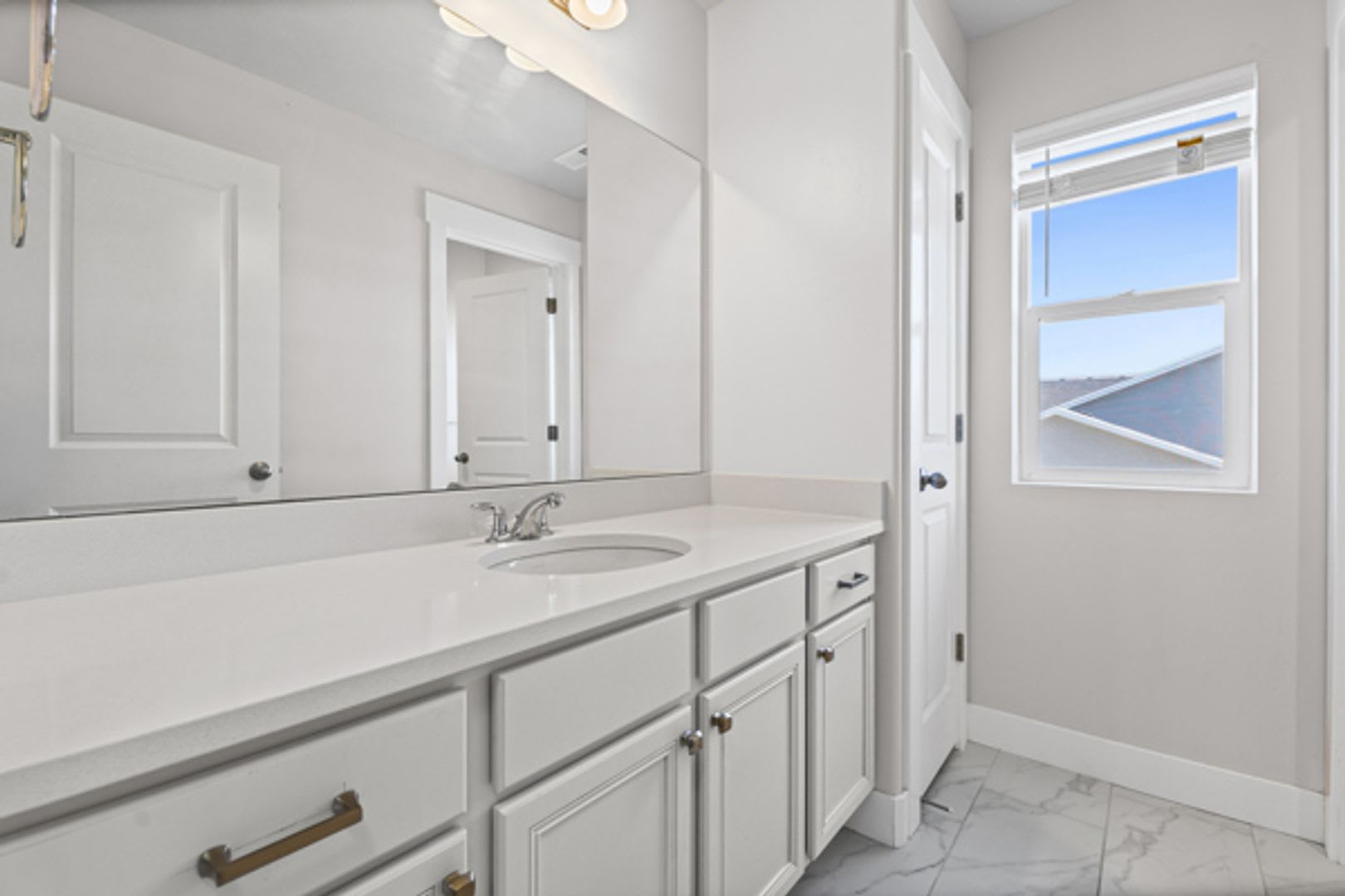 Large Luxurious House With View Of Beautiful Utah Lake – photo 4