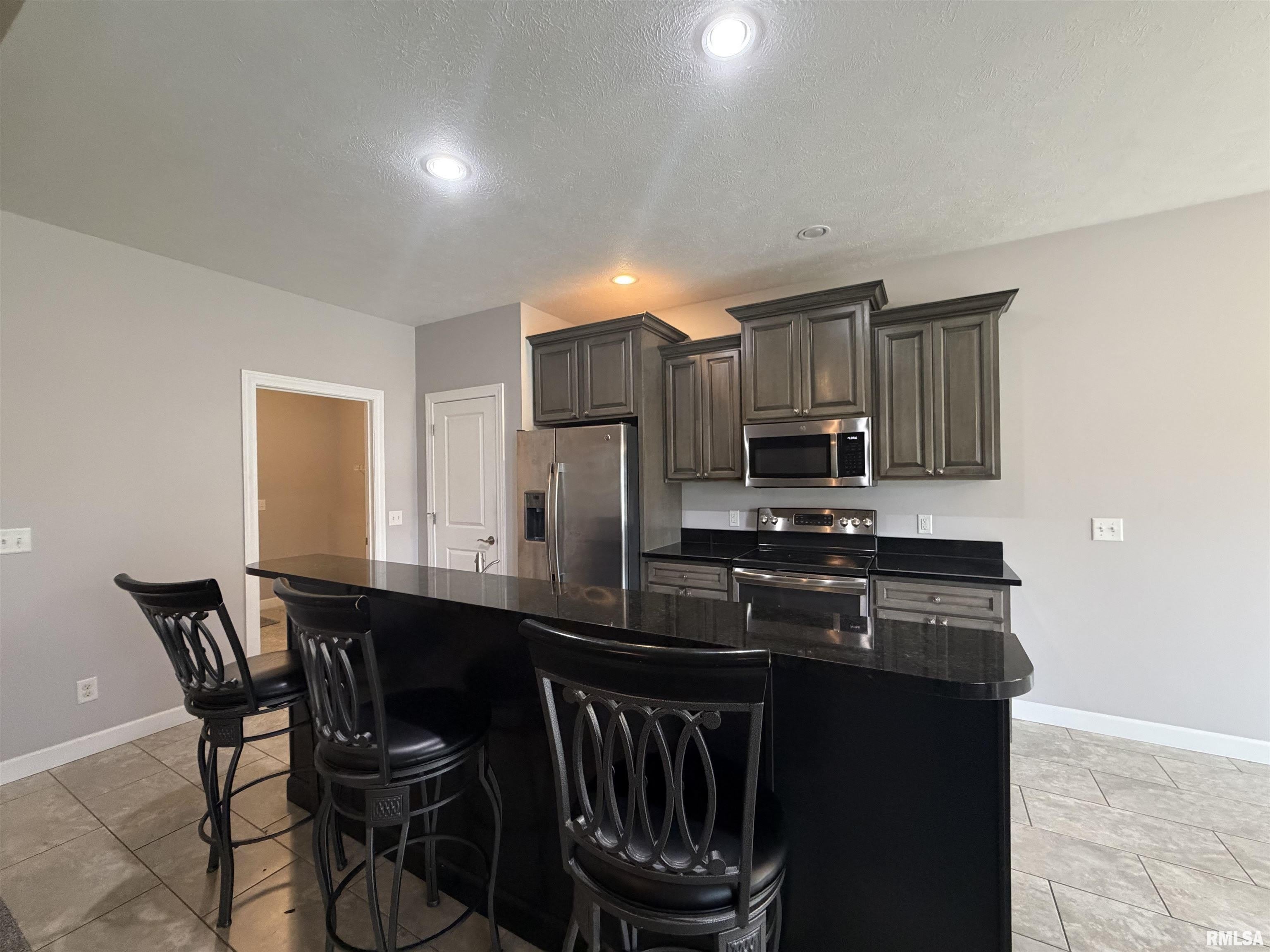 4504 Thompson Road – photo 3