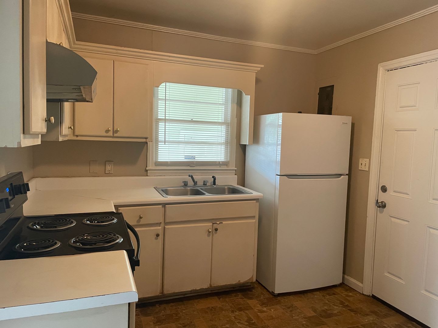 3 Bedroom/1 Bath Home – photo 3