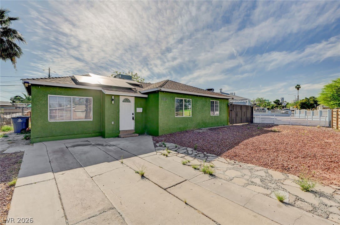 1720 E Carson Avenue – photo 4