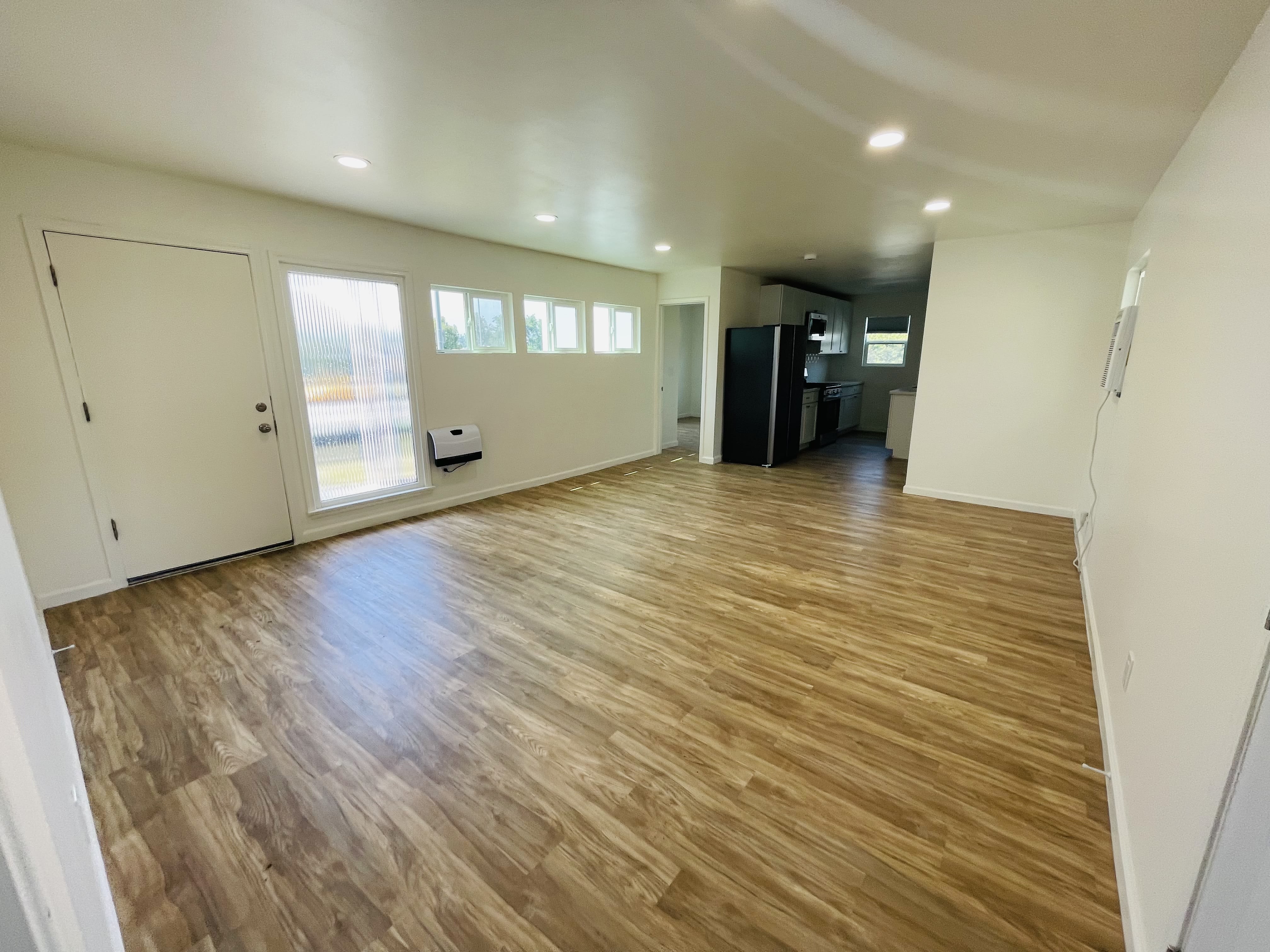 5622 Monterey Road – photo 1