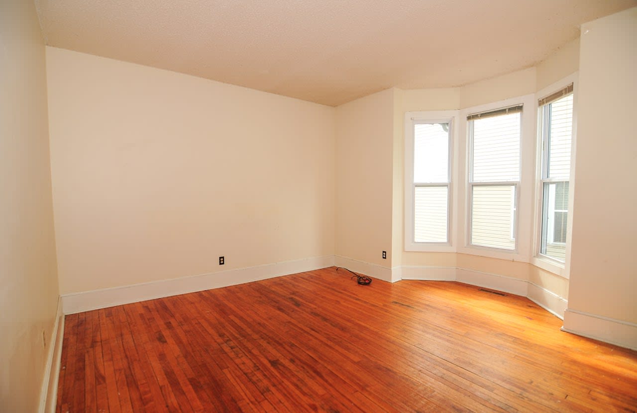 1015 13th Avenue Southeast – photo 3