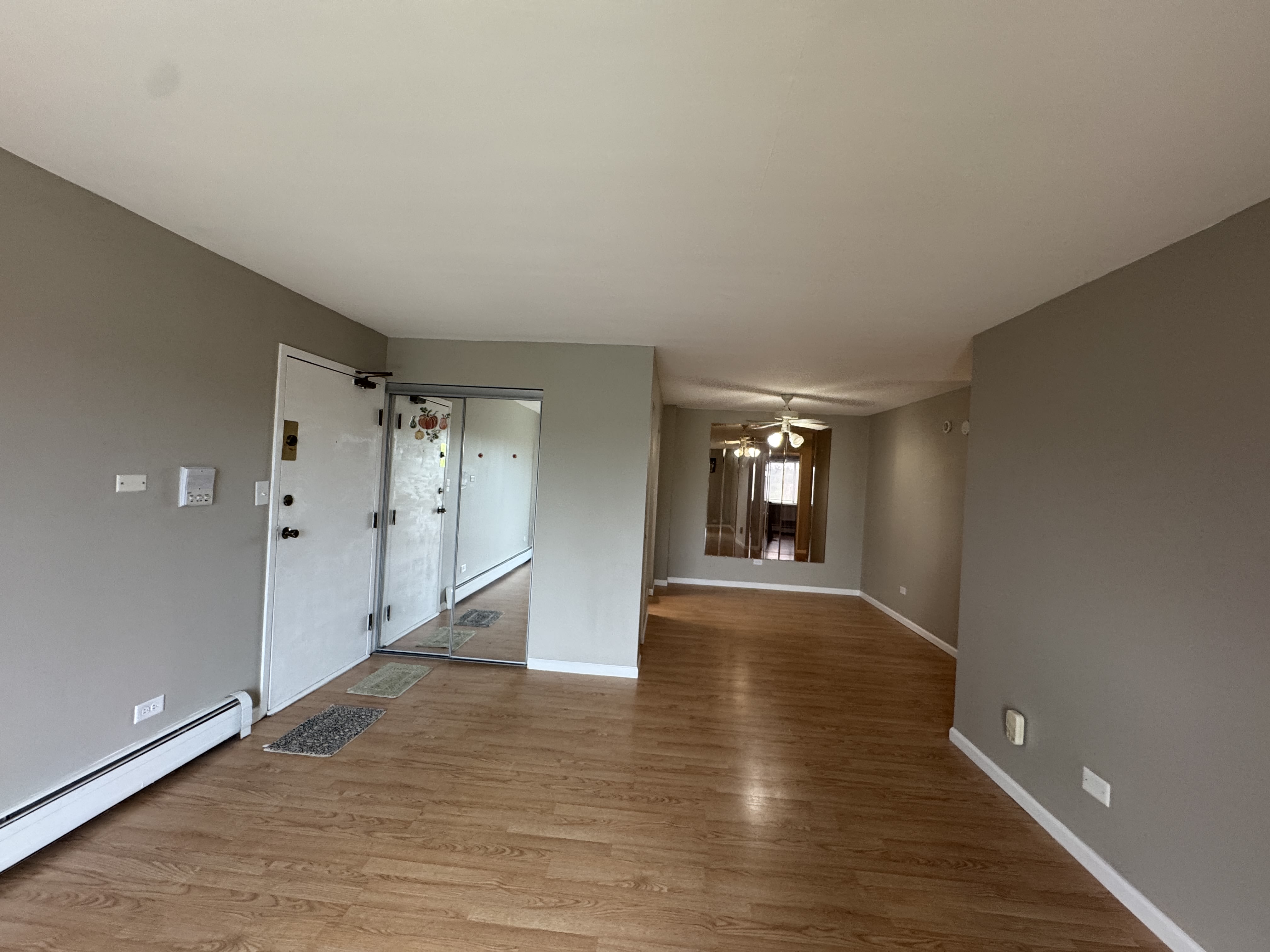 252 Shorewood Dr. – photo 4