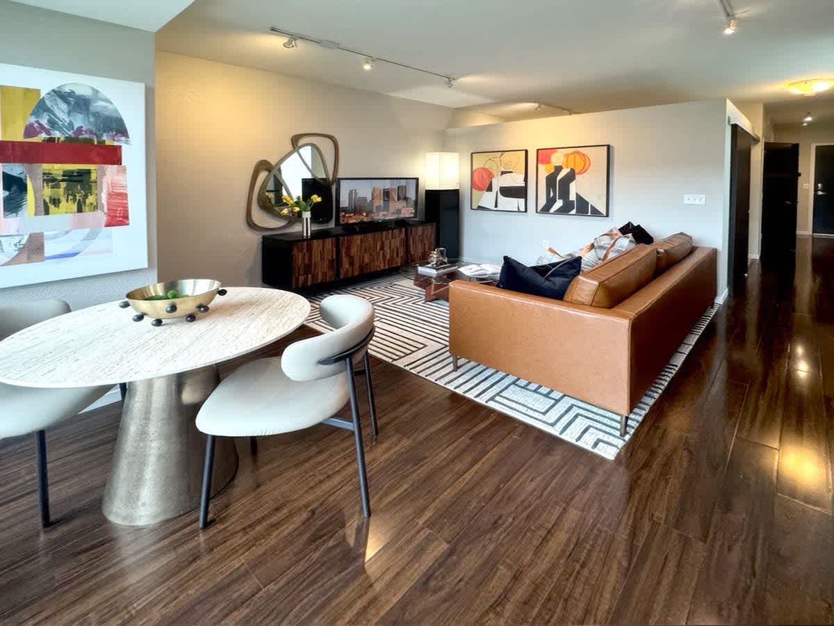 Flux Apartments – photo 2