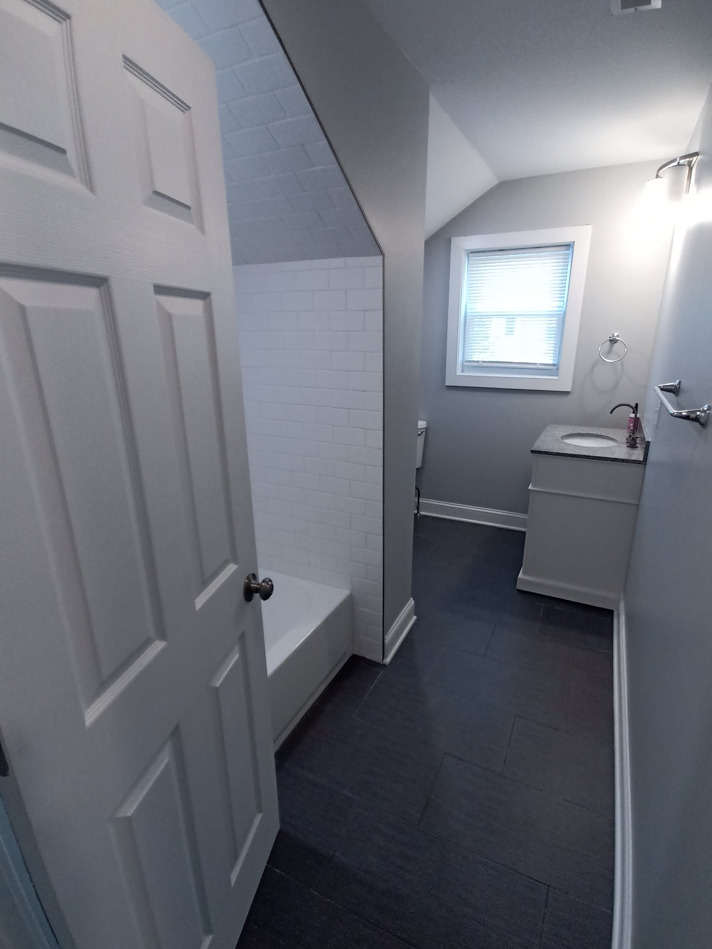 8 Billard St – photo 5