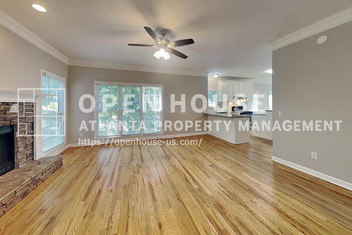 1037 Ashfern Walk – photo 4