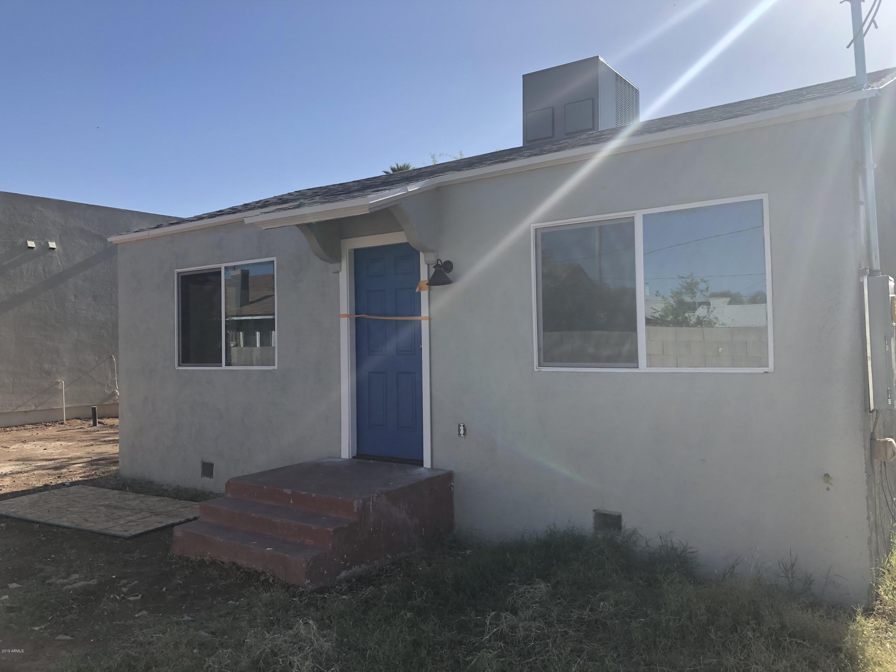 725 E Moreland Street – photo 1