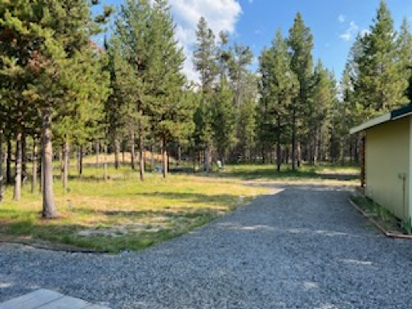 Custom Home Close to Big Deschutes – photo 4