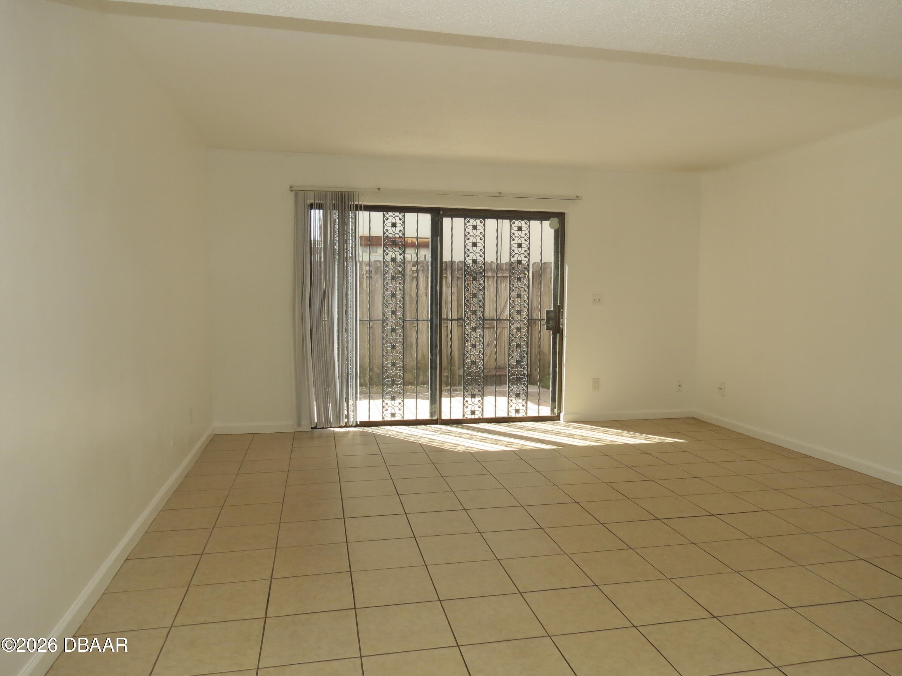 625 N Halifax Avenue – photo 3