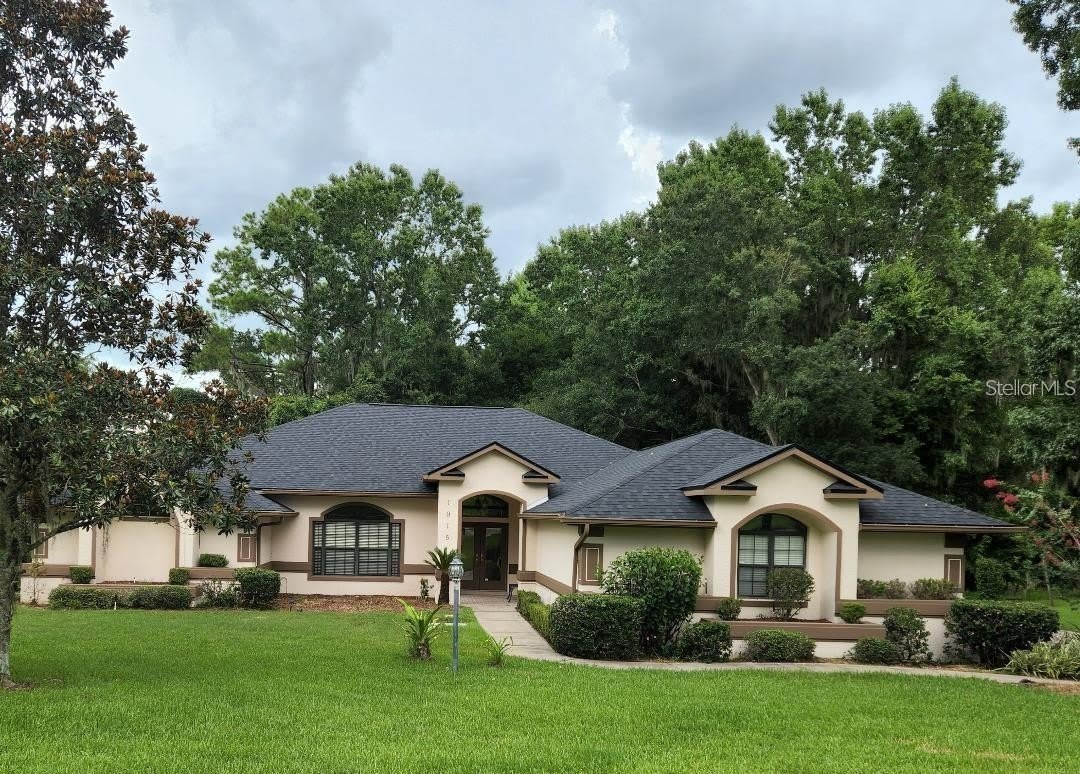 1915 SW 40TH Place – photo 1