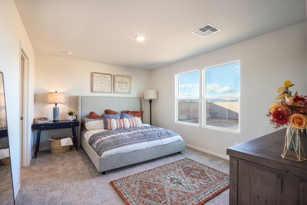 2440 Tapatio Dr – photo 3