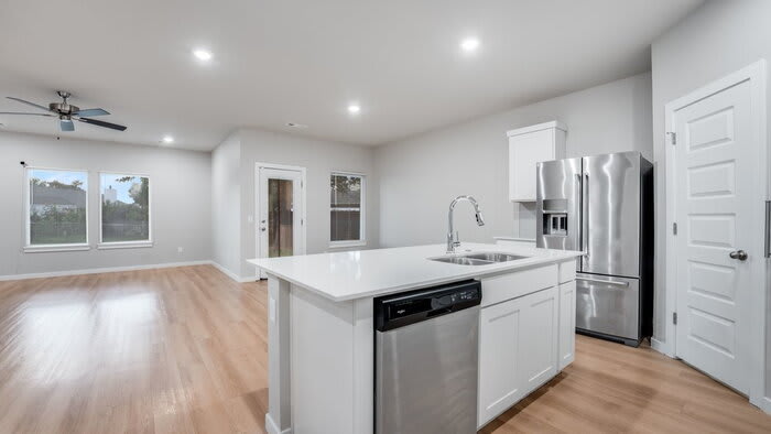 913 Sonoma Street – photo 4
