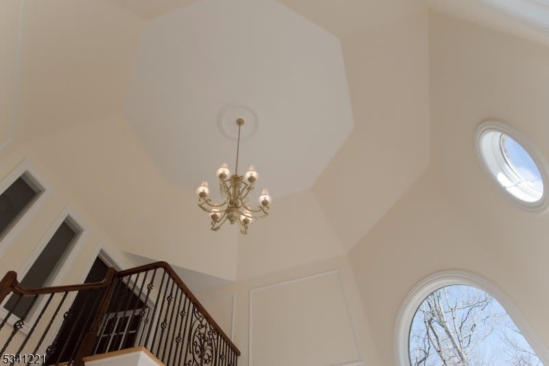 673 Glendale Rd – photo 3