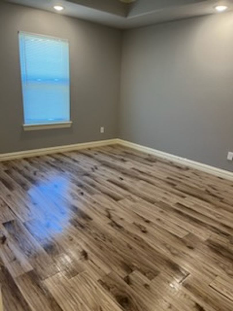 3 bedroom Duplex with move in special – photo 5