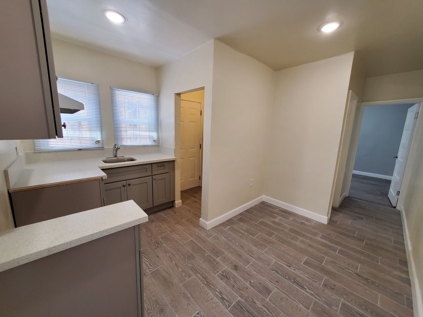 943 S. Bonnie Beach – photo 5