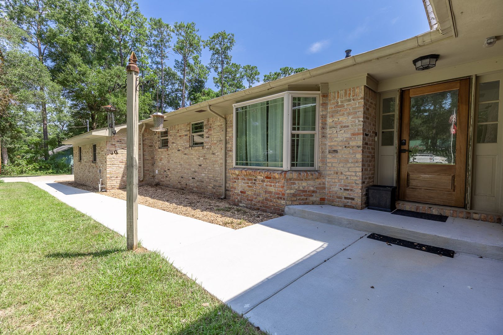 Spacious 3-Bedroom Fairhope Home with Pool, Screened Porch & Remodeled Kitchen – photo 3