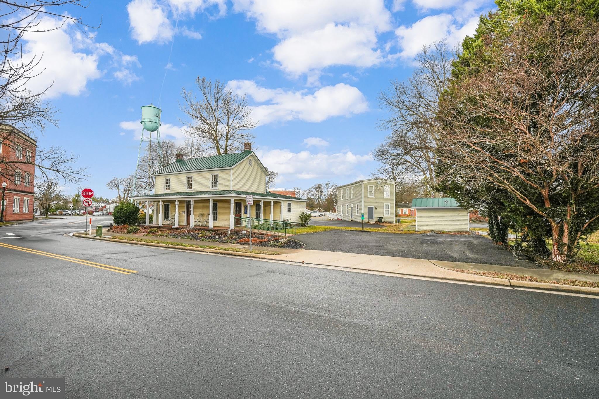 8920 QUARRY Road – photo 1