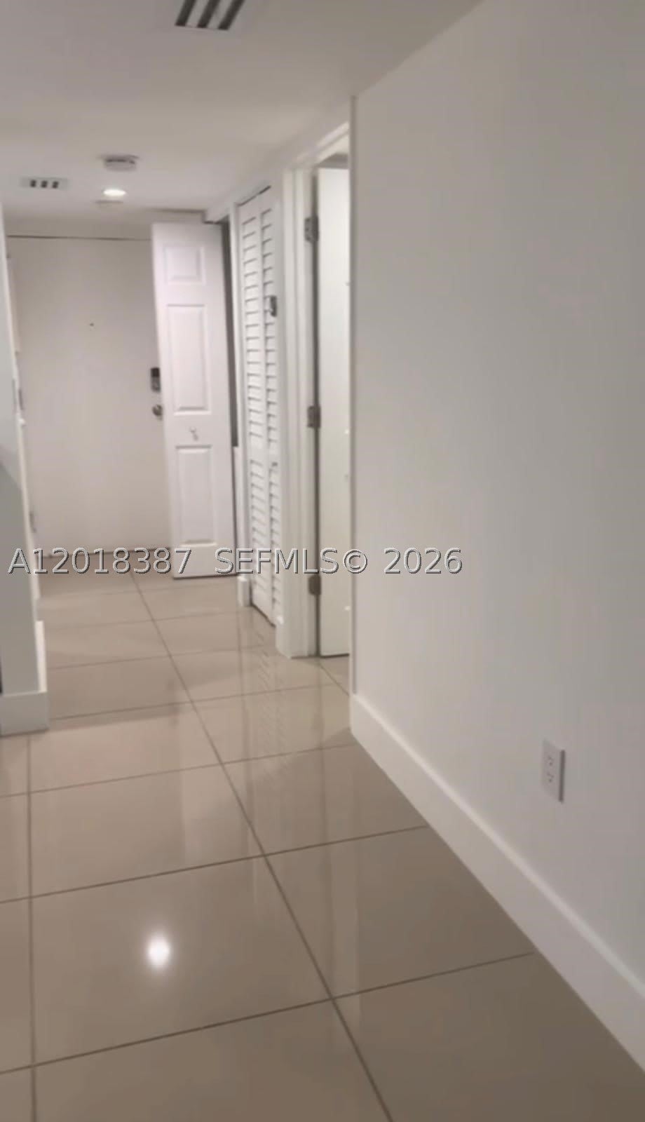 8004 SW 149th Ave – photo 2