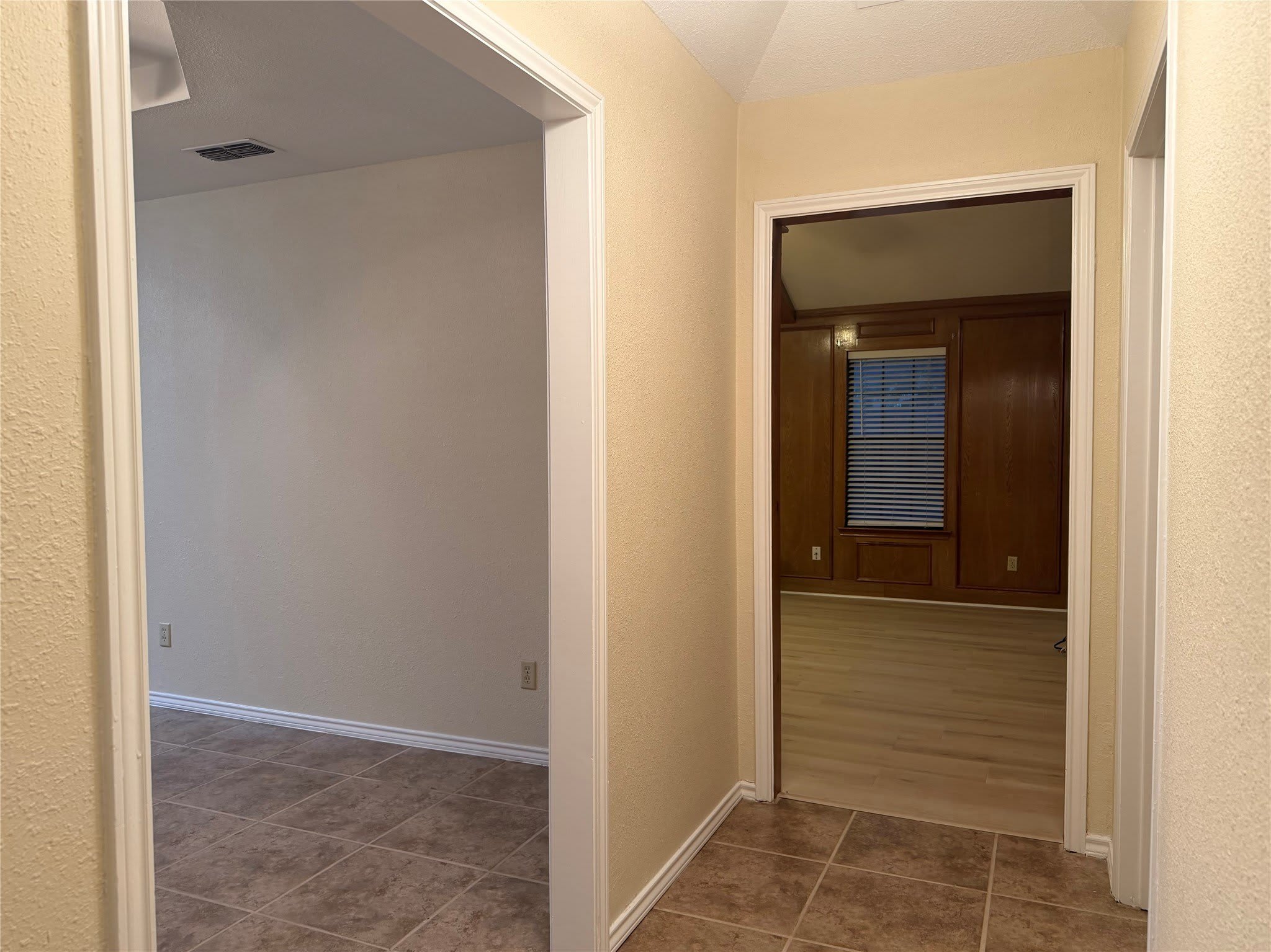 1058 E Jefferson Street – photo 4