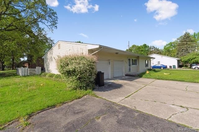 500 Trombley Drive – photo 2