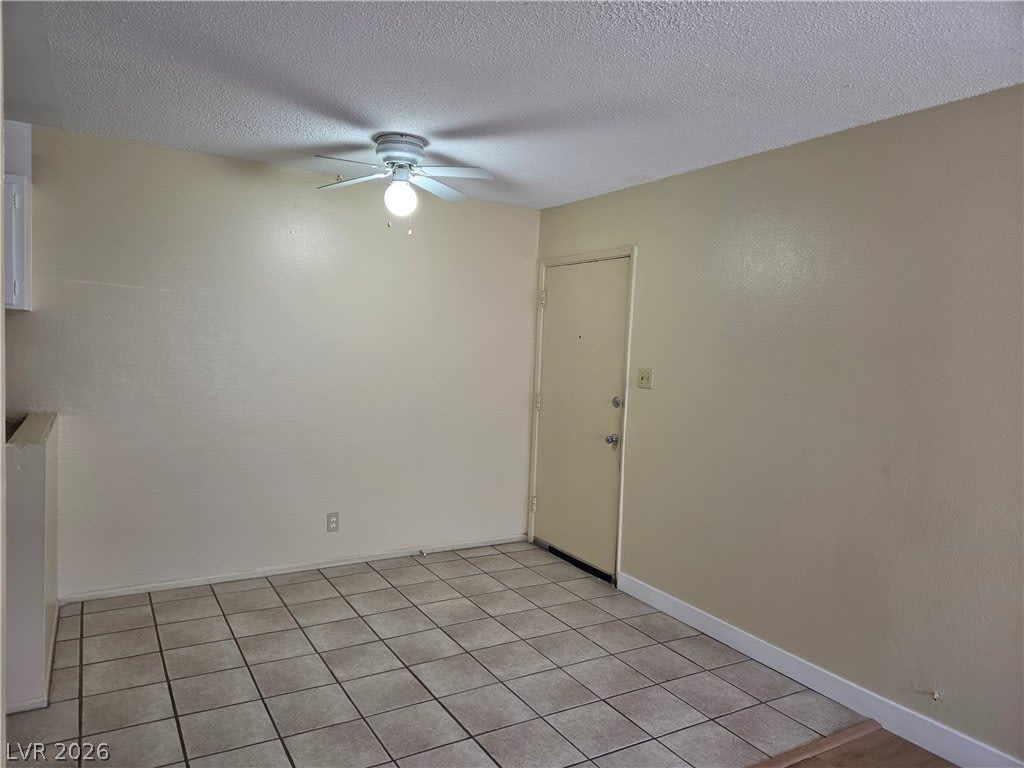 489 North Circle – photo 3