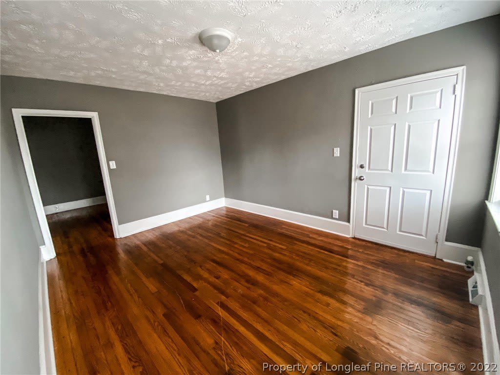 210 E 16th Street – photo 4