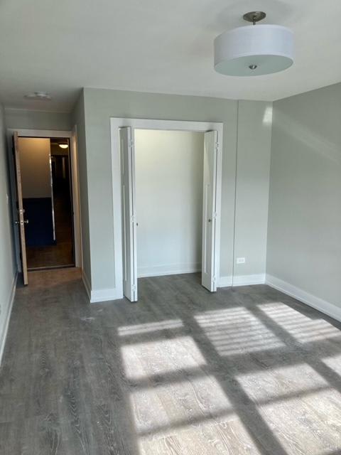 447 W Barry Ave – photo 4