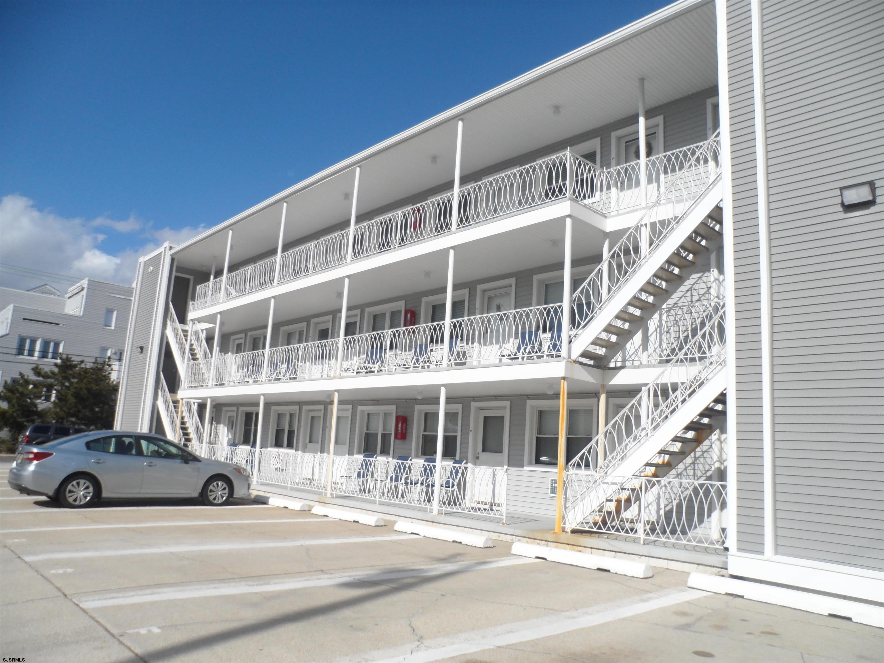 9315 Atlantic Ave – photo 1