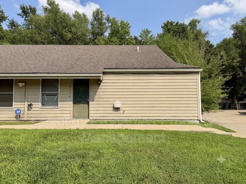 2454 Winterbrook Drive – photo 1