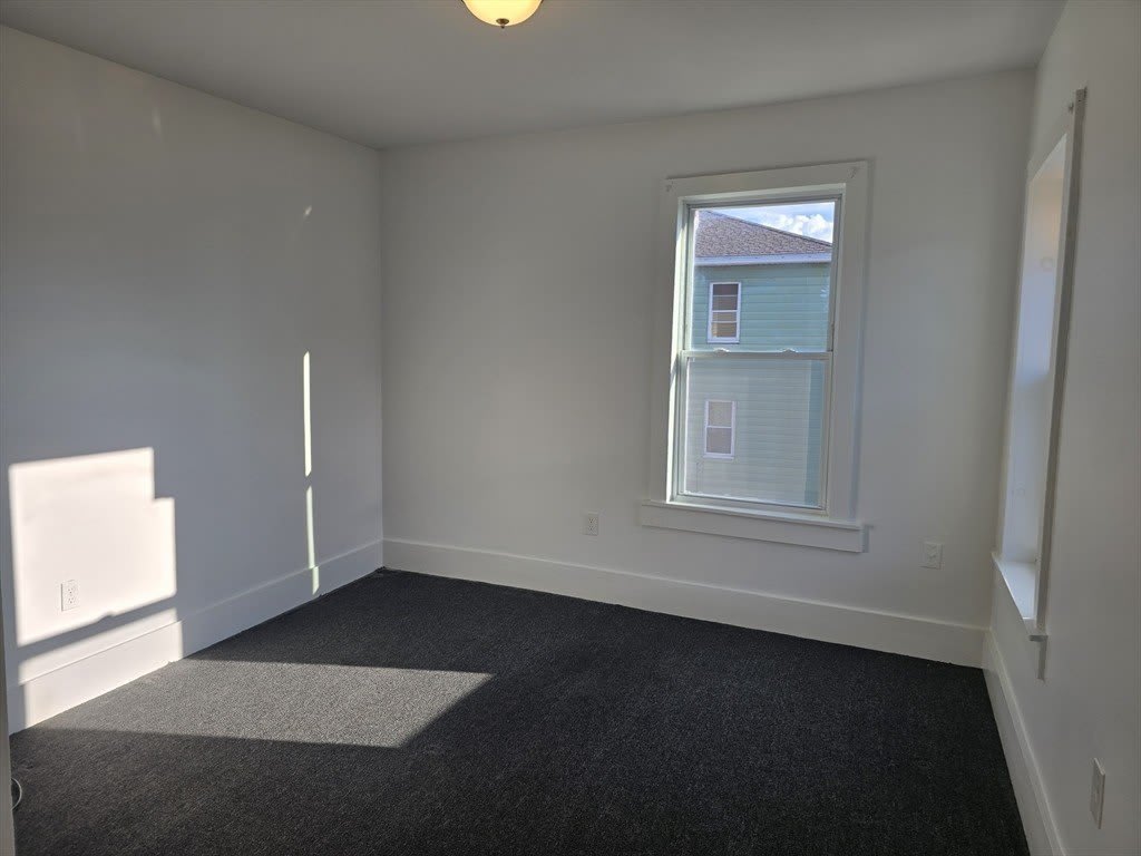 205 Millbury St – photo 5