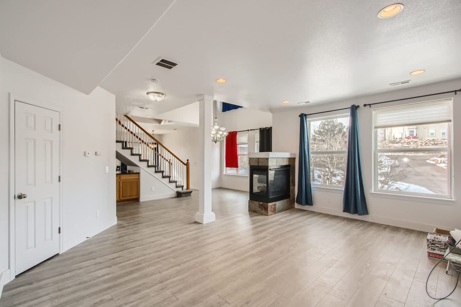 799 Martin Drive – photo 4