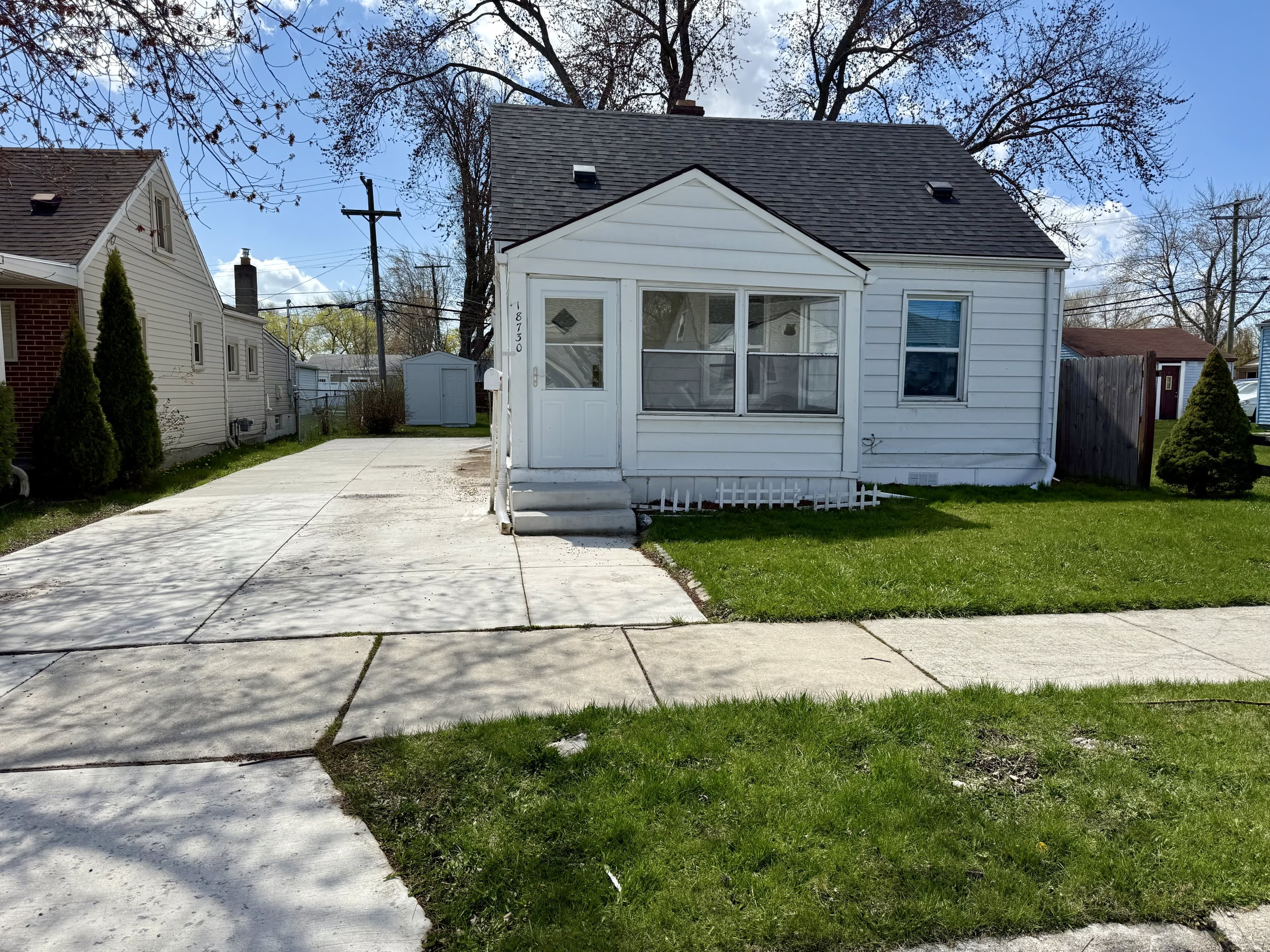 18730 Meier Street – photo 1