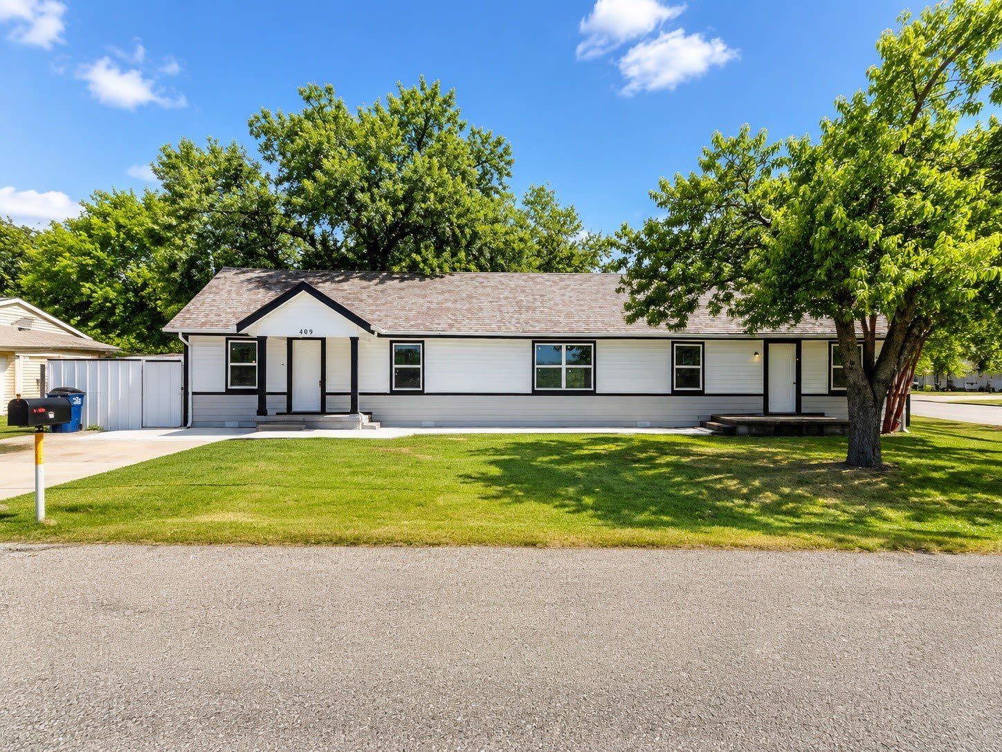 409 Jefferson Avenue – photo 1