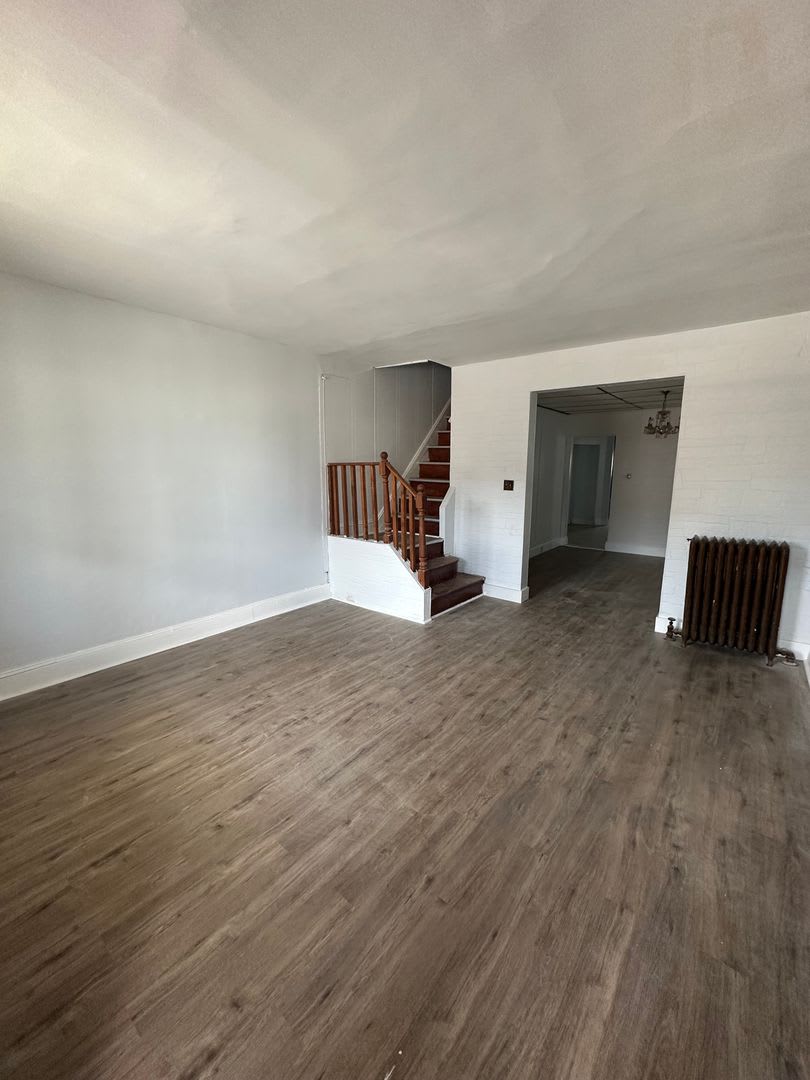4 Bed, 1 Bath for rent in Darby – photo 2