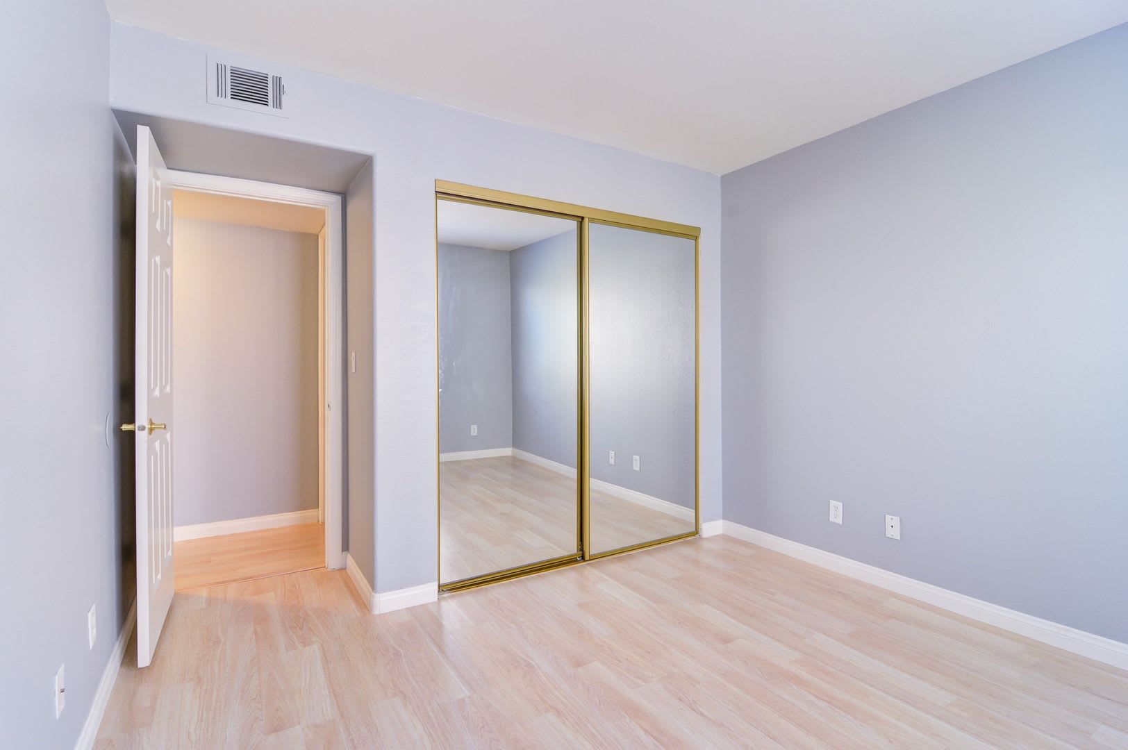 2974 Juniper Hills Boulevard Unit#101, Las Vegas, Nevada 89142 – photo 5
