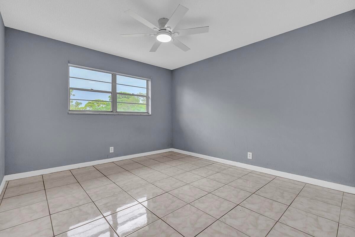 340 Northwest 19th Street – photo 2
