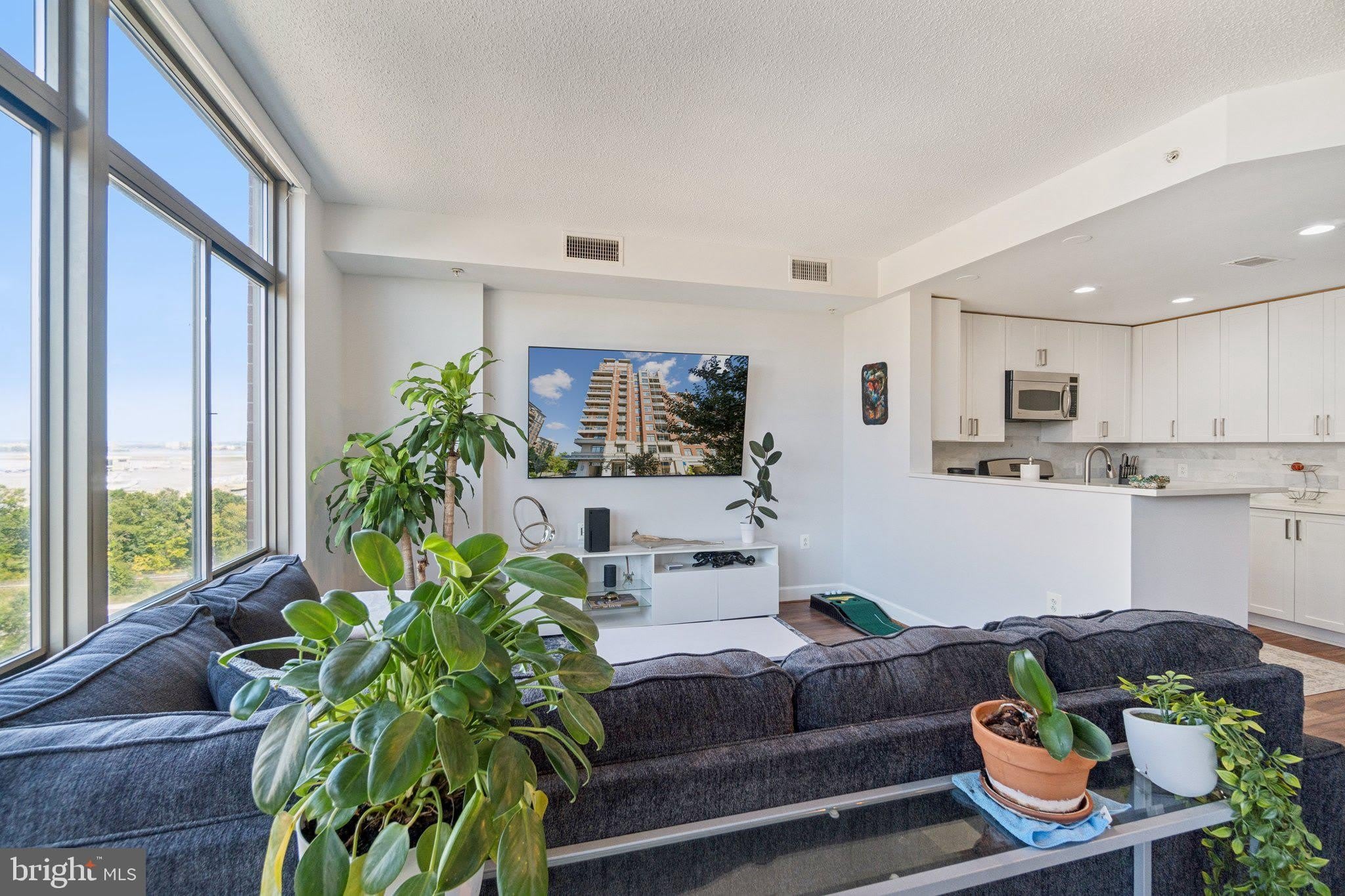 3650 S GLEBE Road – photo 3