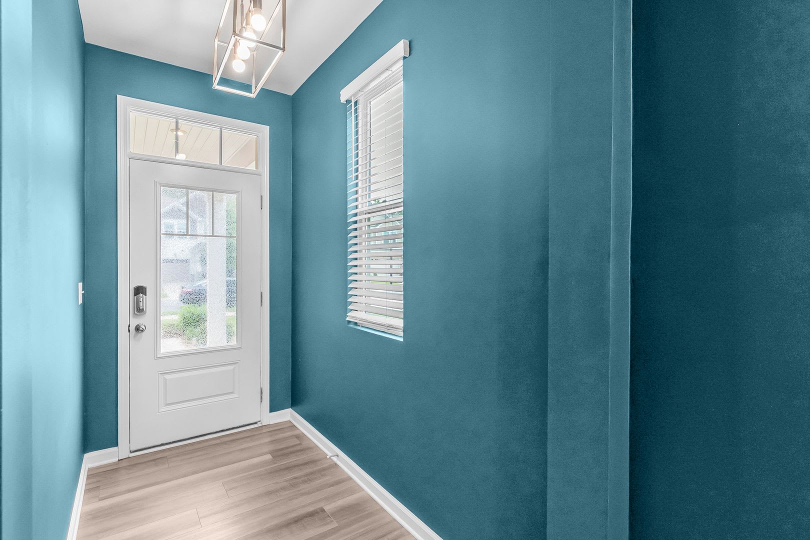 Modern Comfort Effortless Living Unbeatable Convenience In Northfield Crossing 3Br 2 5Ba 2 Car Garage – photo 5