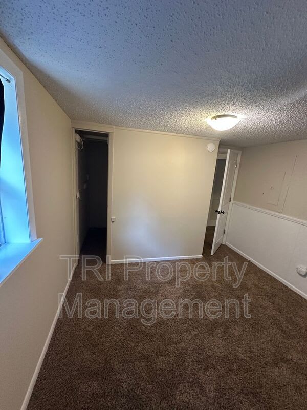 1201 10th Ave – photo 5