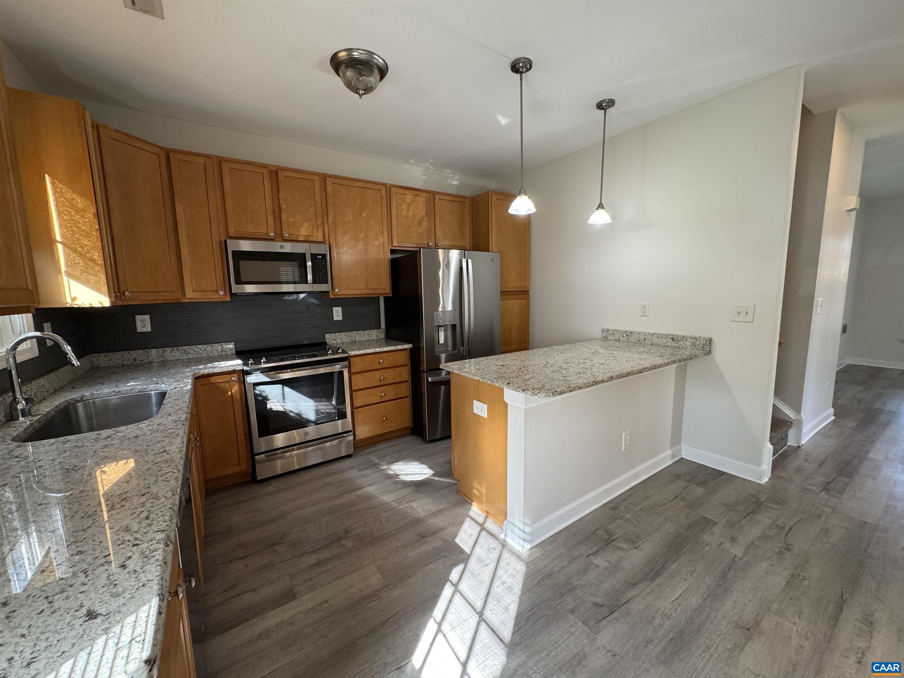 5426 HILL TOP ST – photo 5